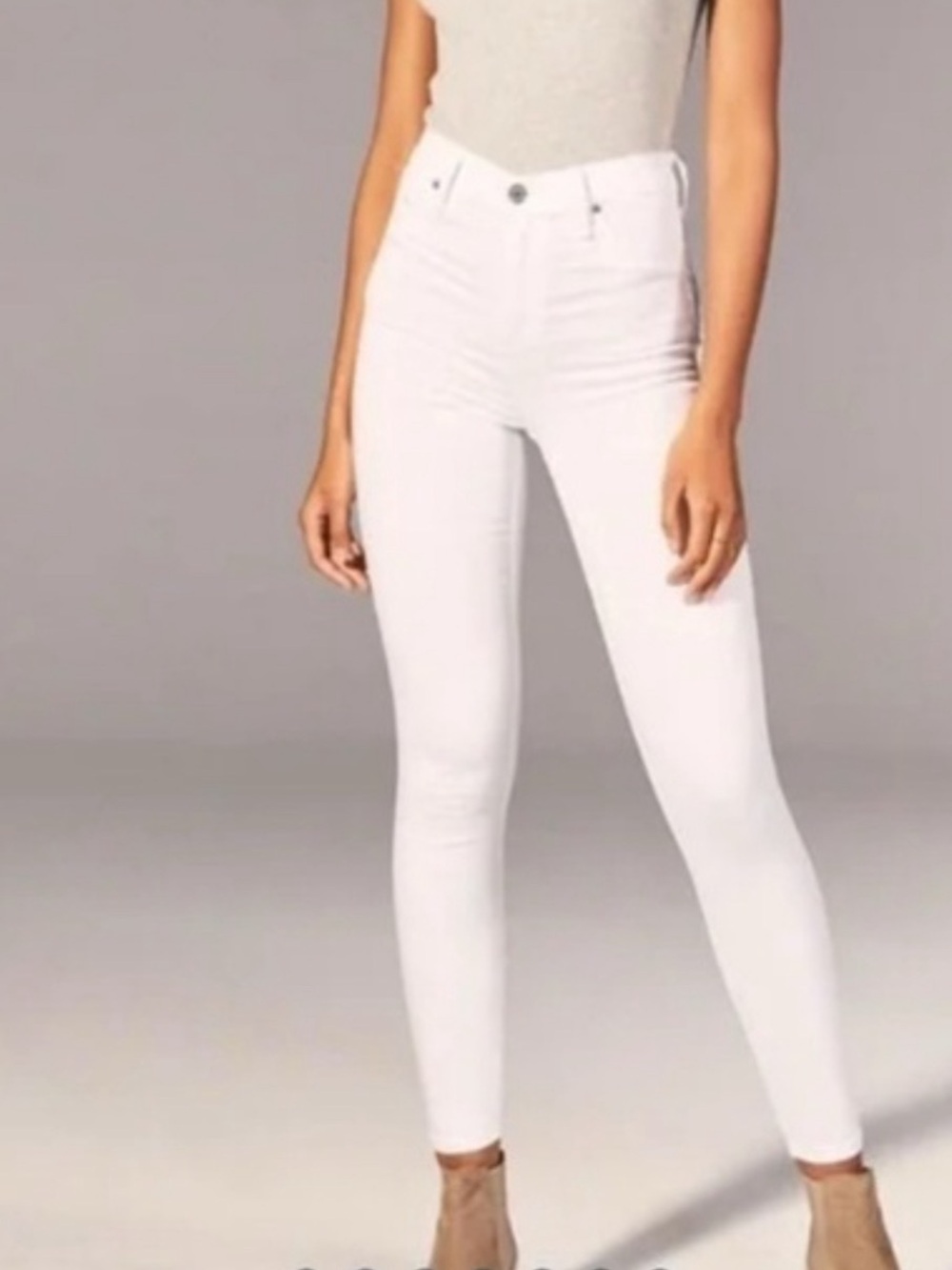 Abercrombie & Fitch Jeans - Women’s White, Skinny, High-Rise Jeans. Size 30